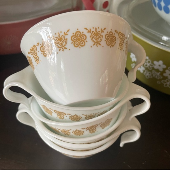Vintage Corelle Pyrex Butterfly Gold Hook Handle Teacups❤️ - Picture 4 of 6